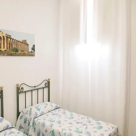 In Marinella Di Selinunte 150 M From The Sea *